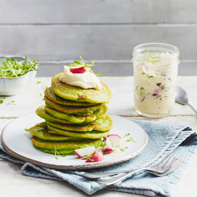 Spinat-Pancakes mit Camembert Creme