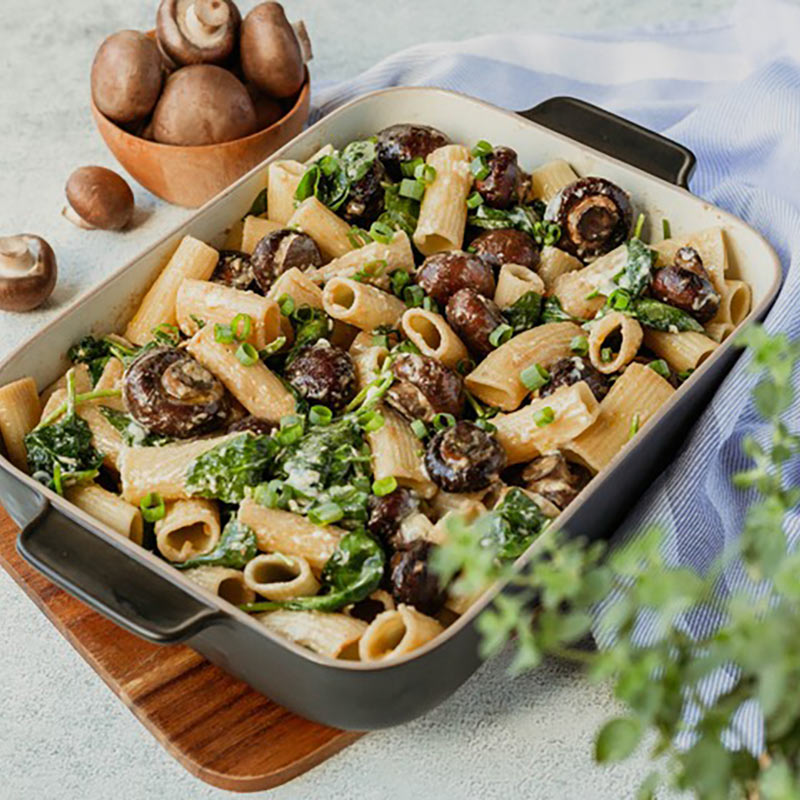 Nudelauflauf mit Champignons und Camembert Creme