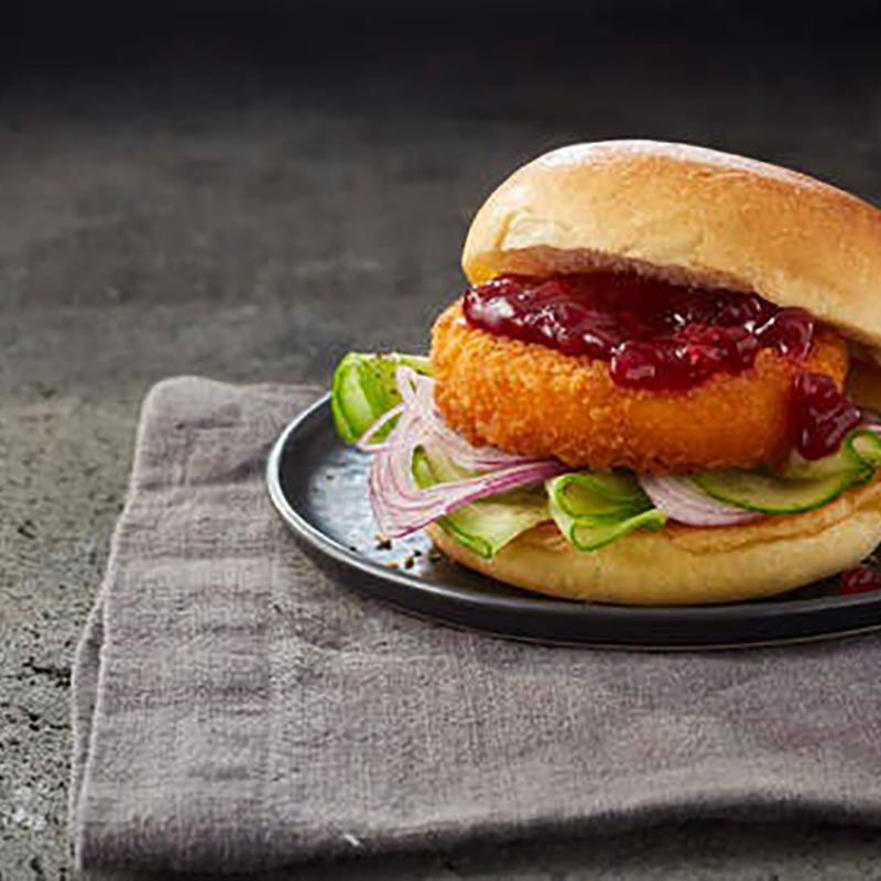 Cheeseburger mit Back-Camembert