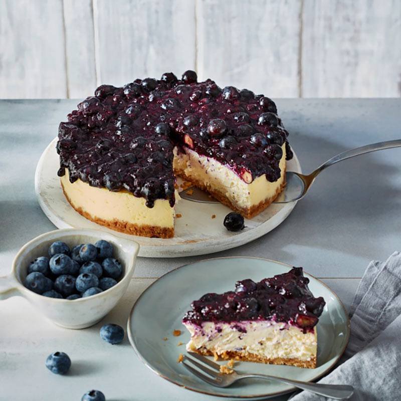 Heidelbeer-Cheesecake mit Camembert Creme