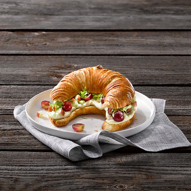 Croissant mit Camembert Creme