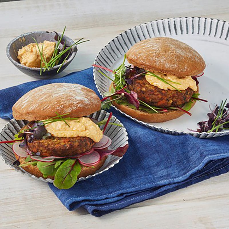 Veggie-Burger mit Obazda